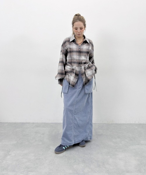 niko and...（ニコアンド）の「[MODE NORM CORE] 2WAYカラードロストシャツ（シャツ/ブラウス・レディース・ブラウン/ネイビー系/カーキ・FREE）」の5枚目の写真