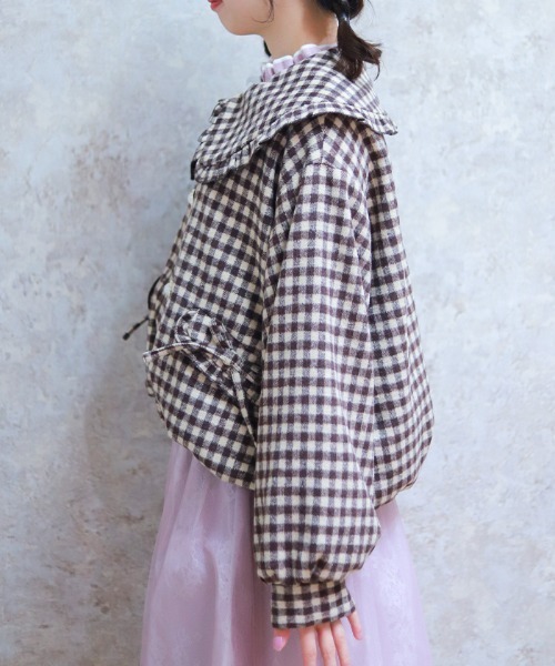 axes femme POETIQUE（アクシーズファムポエティック）の「ビッグ衿バルーン起毛ブルゾン（その他アウター・レディース・ブラック/ホワイト/ブラウン・MEDIUM）」の5枚目の写真