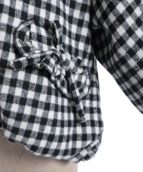 axes femme POETIQUE（アクシーズファムポエティック）の「ビッグ衿バルーン起毛ブルゾン（その他アウター・レディース・ブラック/ホワイト/ブラウン・MEDIUM）」の16枚目の写真