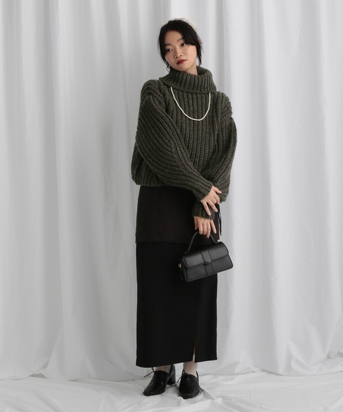 mysty woman(ミスティウーマン)の「スリットナロースカート 605409(スカート・レディース・ブラック/ブラウン/アイボリー・FREE)」の5枚目の写真