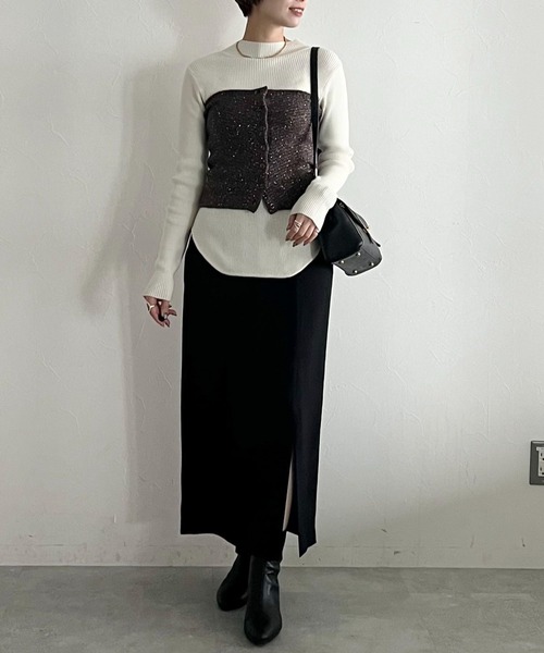 mysty woman(ミスティウーマン)の「スリットナロースカート 605409(スカート・レディース・ブラック/ブラウン/アイボリー・FREE)」の21枚目の写真