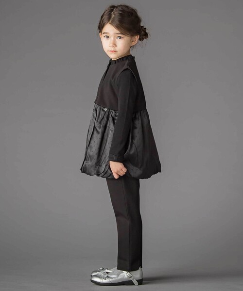 BeBe Petits Pois Vert（ベベプチポワヴェール）の「ドット切り替えバルーンジレ+ポンチパンツセットアップ（セットアップ・キッズ・ブラック/ネイビー・150cm/120cm/140cm/110cm/130cm）」の4枚目の写真