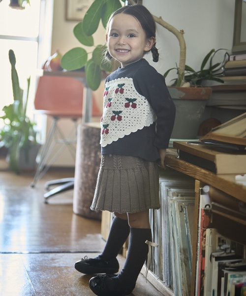 petit main（プティマイン）の「ニットプリーツスカート（スカート・キッズ・ブルー/アイボリー/ピンク/モカ・M(100-110cm)/S(80-90cm)/L(120-130cm)）」の6枚目の写真