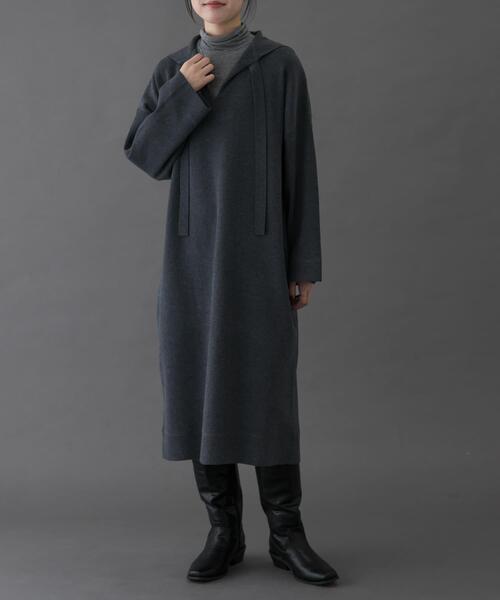 FORK&SPOON(フォークアンドスプーン)の「FORK&SPOON セーラーカラーニットワンピース(ワンピース・レディース・チャコールグレー/ネイビー・1)」の6枚目の写真