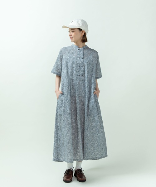 PAR ICI(パーリッシィ)の「【WEB限定カラー】小花柄 ダブルボタンスタンドワンピース(ワンピース・レディース・ブルー/グレー/ネイビー・FREE)」の17枚目の写真