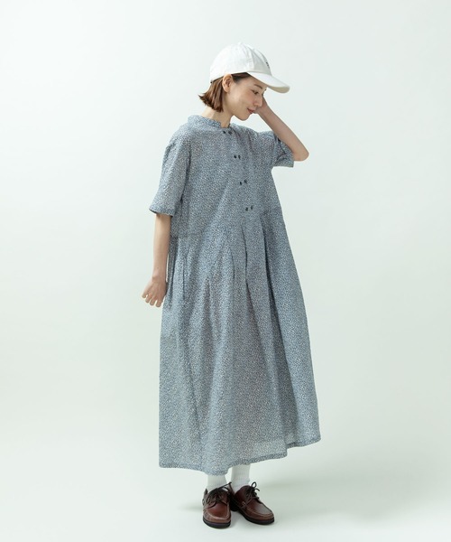PAR ICI(パーリッシィ)の「【WEB限定カラー】小花柄 ダブルボタンスタンドワンピース(ワンピース・レディース・ブルー/グレー/ネイビー・FREE)」の18枚目の写真