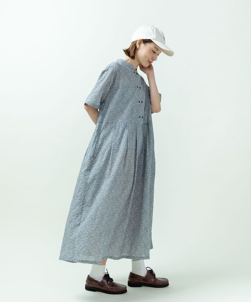 PAR ICI(パーリッシィ)の「【WEB限定カラー】小花柄 ダブルボタンスタンドワンピース(ワンピース・レディース・ブルー/グレー/ネイビー・FREE)」の20枚目の写真