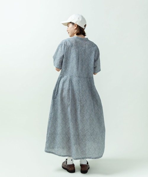 PAR ICI(パーリッシィ)の「【WEB限定カラー】小花柄 ダブルボタンスタンドワンピース(ワンピース・レディース・ブルー/グレー/ネイビー・FREE)」の21枚目の写真