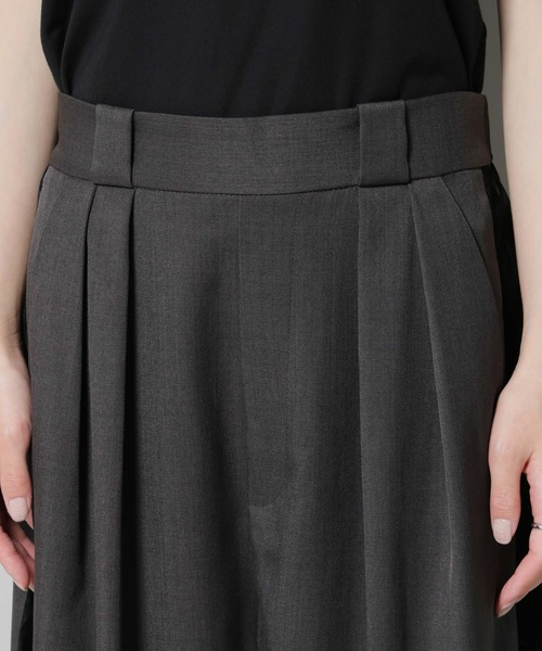 NANO universe(ナノユニバース)の「ベルベッドサイドラインパンツ(その他パンツ・レディース・ライトグレー/チャコール/ダークベージュ・FREE)」の10枚目の写真
