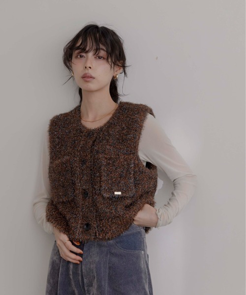 Eimee Law（エイミーロウ）の「キラキラニットショートベスト（ベスト・レディース・ブラック/ブラウン/ピンク・FREE）」の8枚目の写真