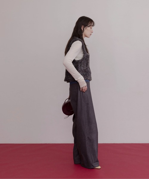 Eimee Law（エイミーロウ）の「キラキラニットショートベスト（ベスト・レディース・ブラック/ブラウン/ピンク・FREE）」の16枚目の写真