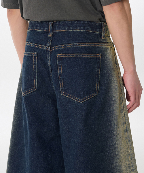 MUSINSA STANDARD（ムシンサスタンダード）の「サイドブラシロングバミューダデニムパンツ[イエローダークブルー]（デニムパンツ・メンズ・その他・38/36/34/32/30/31/33/26/27/28/29）」の5枚目の写真
