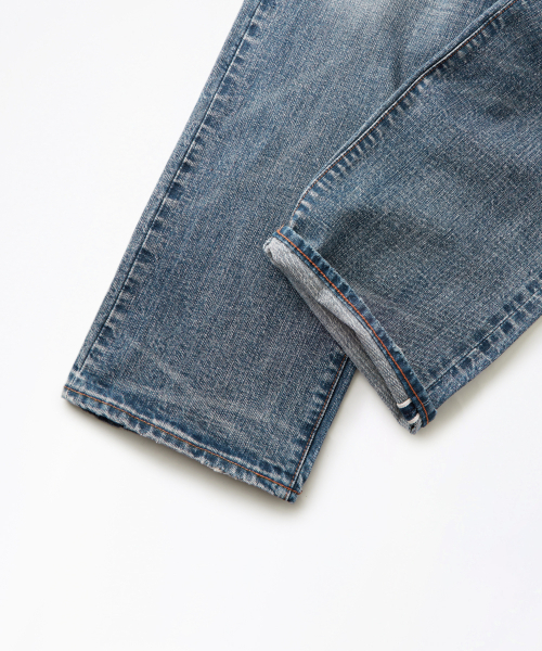 OUTSTANDING(アウトスタンディング)の「40S SELVEDGE STRAIGHT PANTS_L.BLUE(デニムパンツ・メンズ・その他・SMALL/LARGE/MEDIUM)」の7枚目の写真
