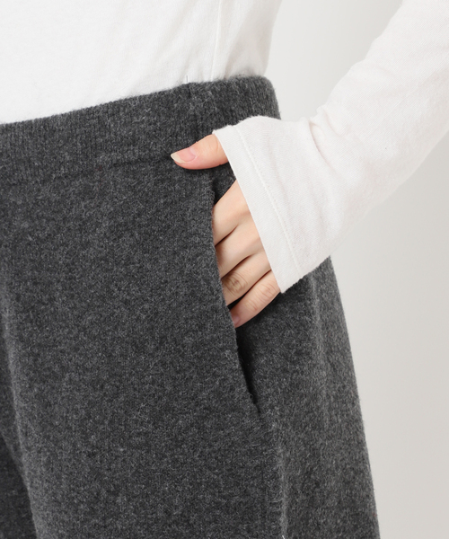 U by SPICK&SPAN（ユーバイスピックアンドスパン）の「ニットパンツ（その他パンツ・レディース・ライトグレー/ブラウン/チャコールグレー・38/36）」の7枚目の写真