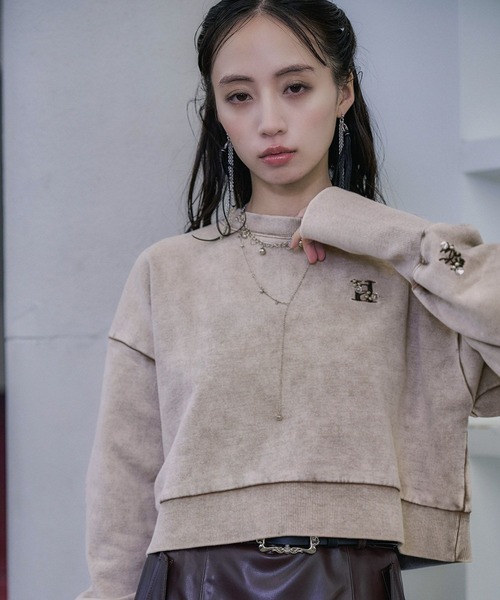 HARE(ハレ)の「ビジューポイントシシュウスウェット(HARE)(スウェット・レディース・ベージュ/ブラック・FREE)」の9枚目の写真