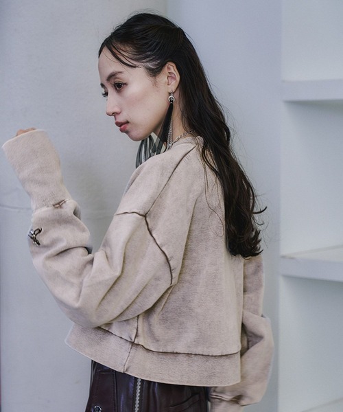 HARE(ハレ)の「ビジューポイントシシュウスウェット(HARE)(スウェット・レディース・ベージュ/ブラック・FREE)」の10枚目の写真