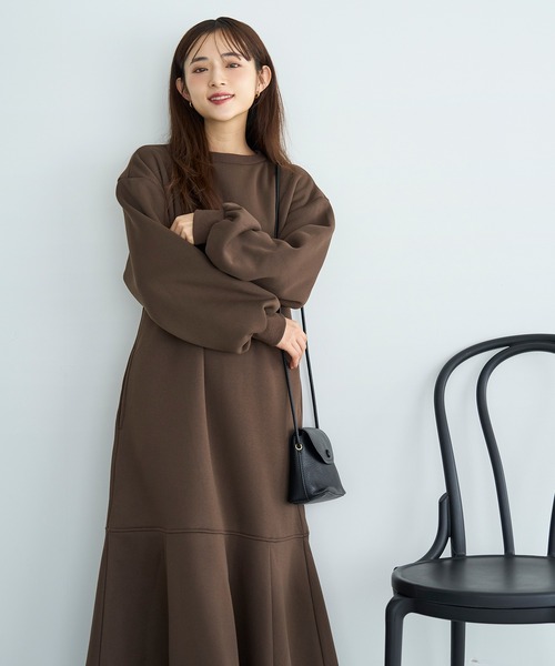 mil（ミル）の「裏起毛マーメイドワンピース【585132】（ワンピース・レディース・モカ/ブラウン/チャコールグレー・XS/S）」の20枚目の写真