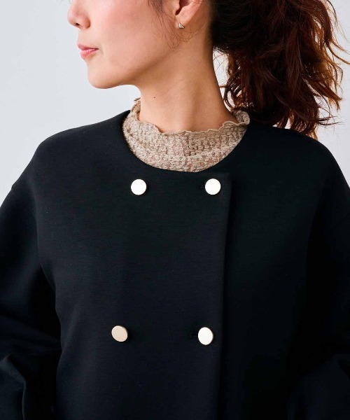 IEDIT(イディット)の「IEDIT ゴールドボタンが華やかな ダンボールカットソージャケット(ノーカラージャケット・レディース・ブラック/カーキ・M/L/LL/3L/S)」の7枚目の写真