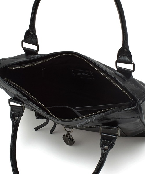 X-girl（エックスガール）の「HEART PADLOCK FAUX LEATHER 2WAY BAG（ショルダーバッグ・レディース・ブラック/ホワイト・ONE SIZE）」の15枚目の写真