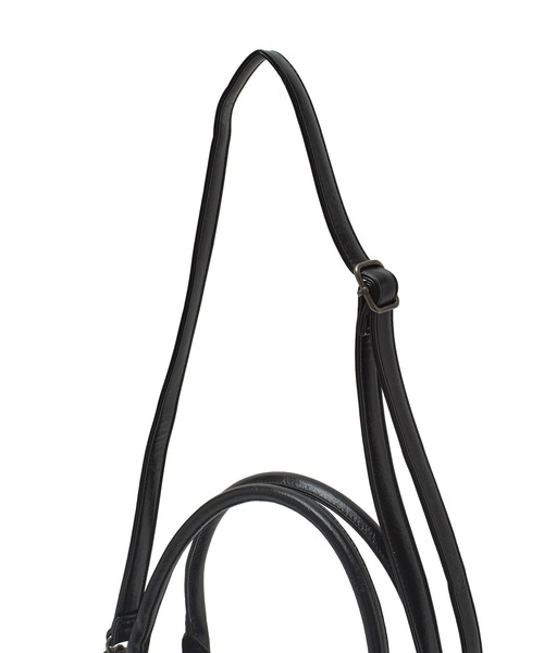 X-girl（エックスガール）の「HEART PADLOCK FAUX LEATHER 2WAY BAG（ショルダーバッグ・レディース・ブラック/ホワイト・ONE SIZE）」の17枚目の写真