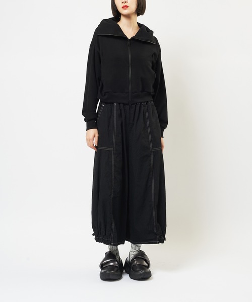 gomme（ゴム）の「フェイスカバードパーカー（パーカー・レディース・ブラック・MEDIUM）」の5枚目の写真