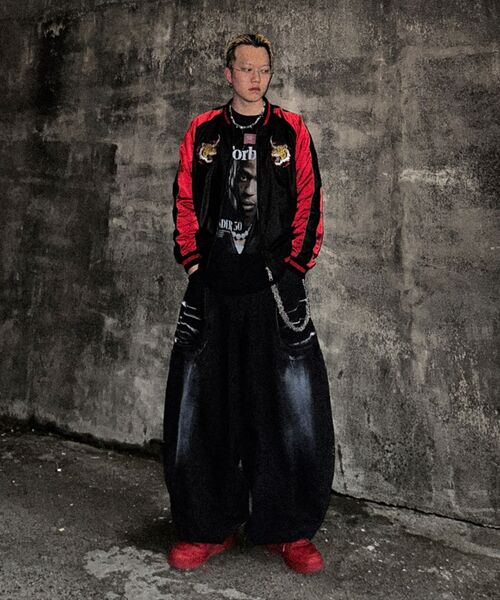 NOT4NERD(ノットフォーナード)の「Horned Tiger Satin Blouson Jacket - Black(ブルゾン・レディース・その他・MEDIUM/LARGE/X-LARGE)」の2枚目の写真