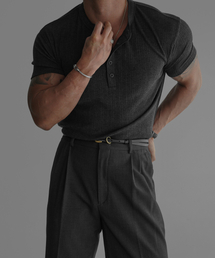 BOWLOW PRODUCT（バウロープロダクト）の「パターンマッスルヘンリーネック半袖ニットTシャツ[チャコール]（Tシャツ/カットソー）」