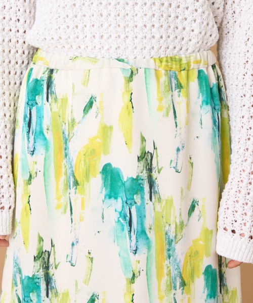 INED（イネド）の「プリントフレアスカート（スカート・レディース・グリーン系その他・7号/9号）」の11枚目の写真