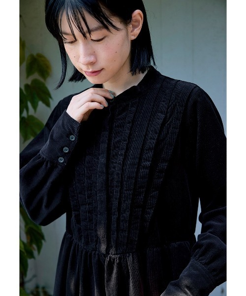 Sunny clouds（サニークラウズ）の「サニークラウズ　コール天の魔女ワンピース〈レディース〉（ワンピース・レディース・ブラック・MP/L/LL/3L）」の4枚目の写真