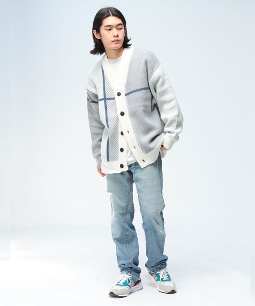 SAKAZEN(サカゼン)の「Cathy's Closet (キャシーズ クロセット) クロスチェック オーバー Vネック カーディガン 42706008(カーディガン/ボレロ・メンズ・ブラック/グレー/ホワイト/ブルー・M/L)」の7枚目の写真
