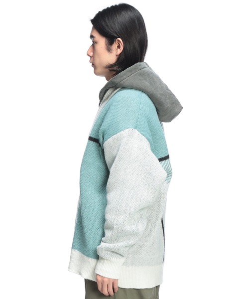 SAKAZEN(サカゼン)の「Cathy's Closet (キャシーズ クロセット) クロスチェック オーバー Vネック カーディガン 42706008(カーディガン/ボレロ・メンズ・ブラック/グレー/ホワイト/ブルー・M/L)」の9枚目の写真