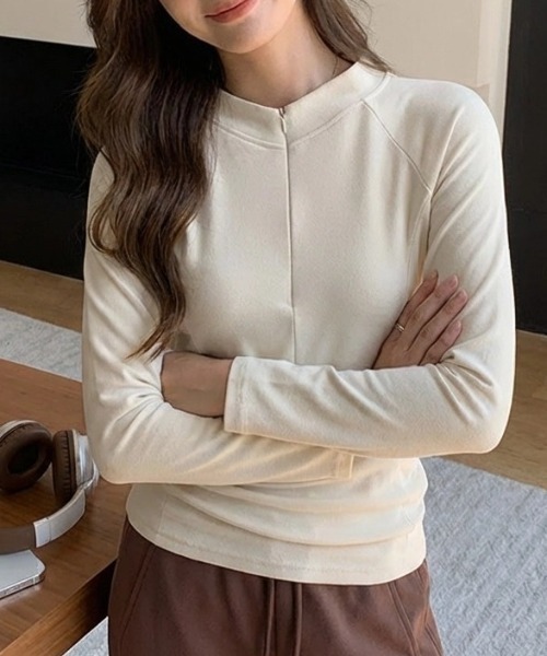 cammie(キャミー)の「ハーフジップトップス(Tシャツ/カットソー・レディース・ダークグレー/アイボリー/ブラック・M/L)」の1枚目の写真