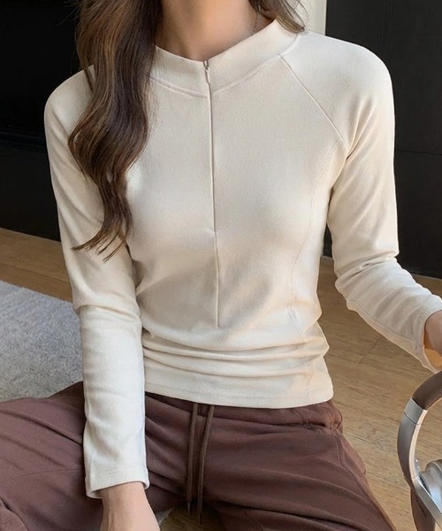 cammie(キャミー)の「ハーフジップトップス(Tシャツ/カットソー・レディース・ダークグレー/アイボリー/ブラック・M/L)」の6枚目の写真