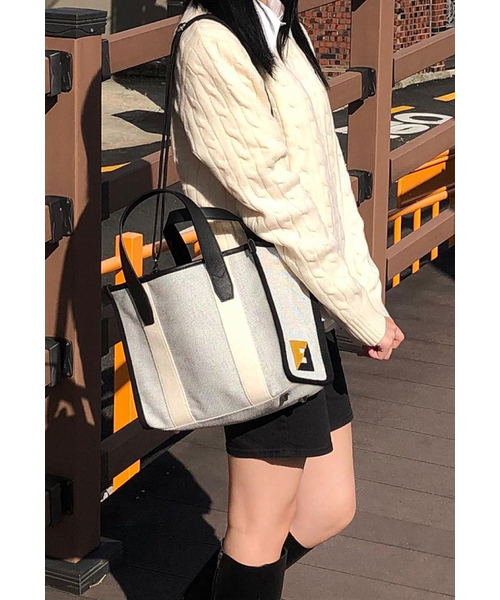 FASCIERA（ファシエラ）の「ベーシックスクエアトート＆クロスバッグ（L）_フィシス12（トートバッグ・レディース・ブラック/ブラウン・FREE）」の3枚目の写真