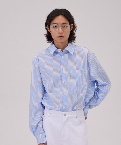 MAKEITTO(メイキット)の「デイリーバーティカルストライプシャツ_ブルー(シャツ/ブラウス・メンズ・その他・SMALL/MEDIUM/LARGE/X-LARGE)」の3枚目の写真