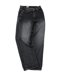 OLDBE（オールドビー）の「Type 8 BW Relaxed Straight Bootcut Jeans（デニムパンツ）」