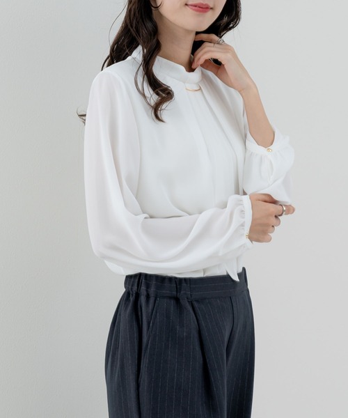 ANNA LUNA(アンナルナ)の「【ANNA LUNA】オケージョン にも◎バー付き ボウタイ カバーリング ブラウス(シャツ/ブラウス・レディース・オフホワイト/ブラック/サックスブルー/ベージュ・MEDIUM/LARGE/X-LARGE/SMALL)」の19枚目の写真