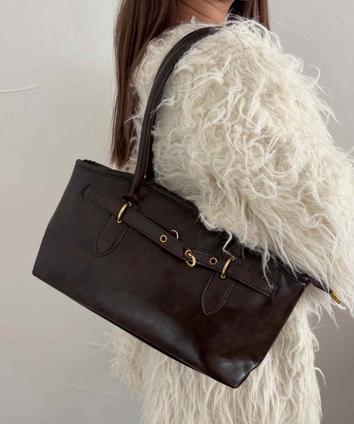 kutir（クティール）の「kutirlune／ベルトデザインバッグ（ハンドバッグ・レディース・ブラウン/ブラック・FREE）」の7枚目の写真