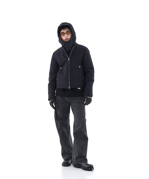CONZ(コンズ)の「MOTORCYCLE PUFFER BLOUSON/ショート丈/ジャストフィット/CONZ/NVRFRGT(ブルゾン・メンズ・ブラック・3/1/2)」の8枚目の写真