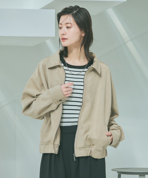 LAKOLE(ラコレ)の「襟付きZIPブルゾン / 642711(ブルゾン・レディース・ブラック/ベージュ・FREE)」の1枚目の写真