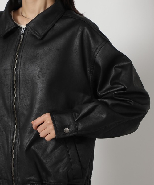 LAKOLE(ラコレ)の「襟付きZIPブルゾン / 642711(ブルゾン・レディース・ブラック/ベージュ・FREE)」の3枚目の写真