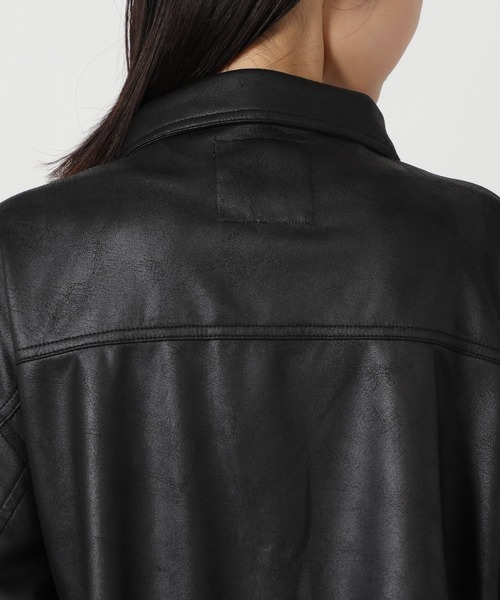 LAKOLE(ラコレ)の「襟付きZIPブルゾン / 642711(ブルゾン・レディース・ブラック/ベージュ・FREE)」の6枚目の写真