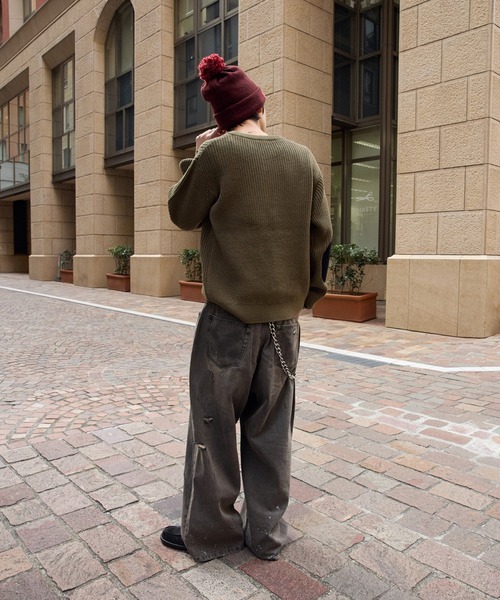 kutir（クティール）の「HENLEY NECK SUEDE ELBOW PATCH KNIT／ヘンリーネックスウェードエルボーパッチニット（ニット/セーター・メンズ・カーキ/ブラック/ボルドー・LARGE/MEDIUM）」の14枚目の写真