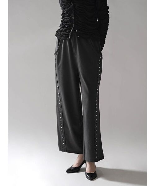 :ETHROF(イーサオブ)の「STUD WIDE SWEATPANTS(スウェットパンツ・レディース・杢グレー/チャコール・FREE)」の11枚目の写真