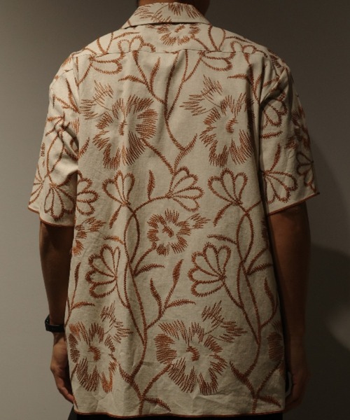 TOGA VIRILIS（トーガ ビリリース）の「TOGA VIRILIS Embroidery S/S shirt（シャツ/ブラウス・メンズ・ネイビー/ベージュ・46）」の6枚目の写真