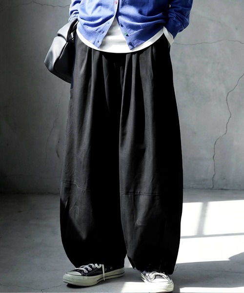 antiqua(アンティカ)の「タック 切り替え ワイドパンツ(その他パンツ・レディース・ブラック/ネイビー・ONESIZE)」の1枚目の写真