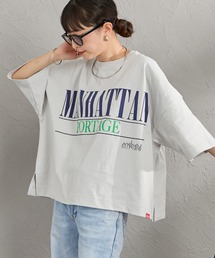 [MANHATTAN PORTAGE/マンハッタンポーテージ] 別注 ショート丈 ロゴプリントTシャツ【追加】