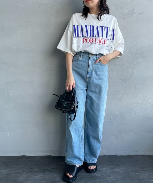 Manhattan Portage（マンハッタンポーテージ）の「【WEB先行予約】[MANHATTAN PORTAGE/マンハッタンポーテージ] 別注 ショート丈 ロゴプリントTシャツ（Tシャツ/カットソー・レディース・ネイビー/ホワイト・F）」の22枚目の写真