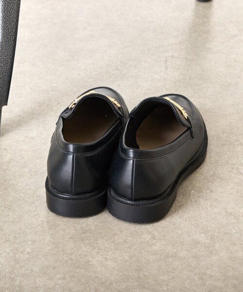 Jena espace merveilleux（ジェナ　エスパスメルヴェイユ）の「ビットローファー（その他シューズ・レディース・ブラック/ベージュ・MEDIUM/LARGE）」の6枚目の写真