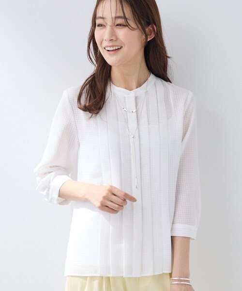 INDIVI（インディヴィ）の「【洗える／大人シアー】タックプリーツ7分袖ブラウス（シャツ/ブラウス・レディース・ホワイト/ブラック・38/15 /13/05/34）」の9枚目の写真